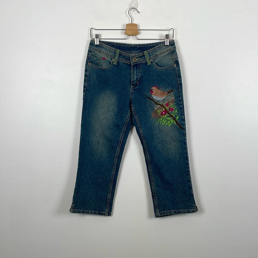 Miss Jeans Womens 7/8 Capris 4 Pocket Bird Embroidered Design pants